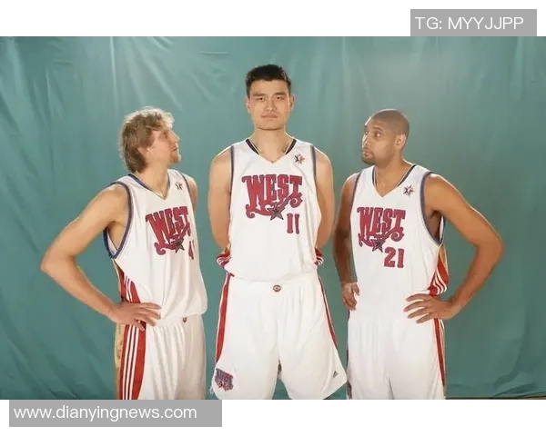 姚明在NBA全明星赛上的封神时刻与传奇生涯的辉煌回顾