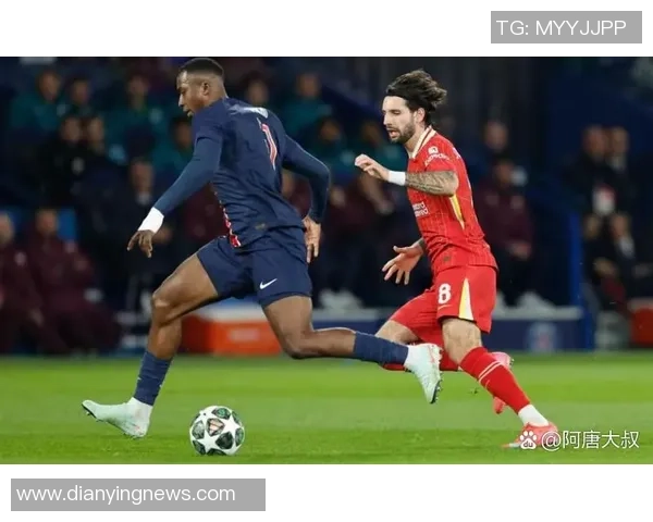 欧冠激战：利物浦4-0逆转巴黎圣日耳曼争议判罚引发全场沸腾