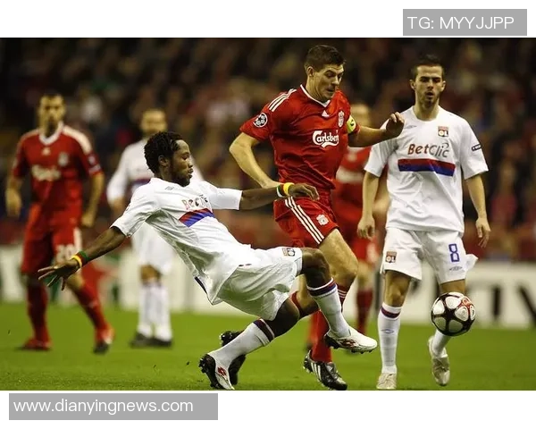 友谊赛精彩对决马竞与拜仁互交白卷神奇扑救引发全场热烈反响 友谊赛精彩对决马竞与拜仁互交白卷神奇扑救引发全场热烈反响