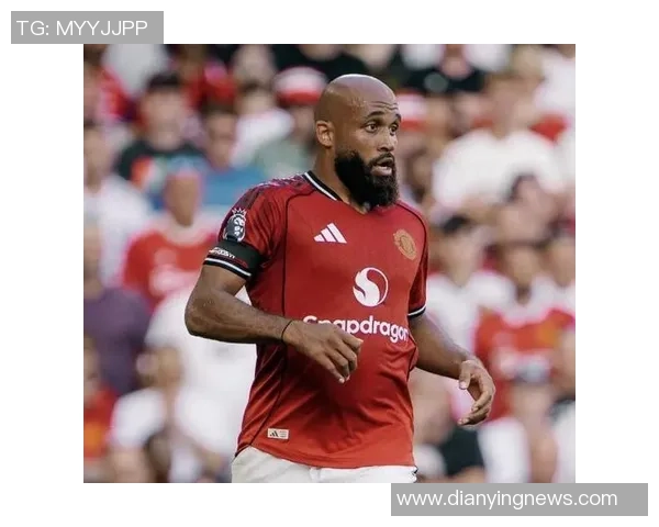 英超激战曼联轻取那不勒斯点球争议引发全场热议